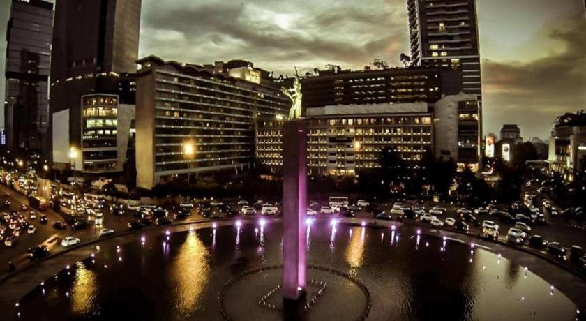 Smart Hotel Thamrin Джакарта Екстер'єр фото