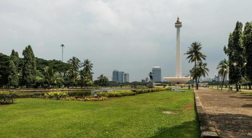 Smart Hotel Thamrin Джакарта Екстер'єр фото