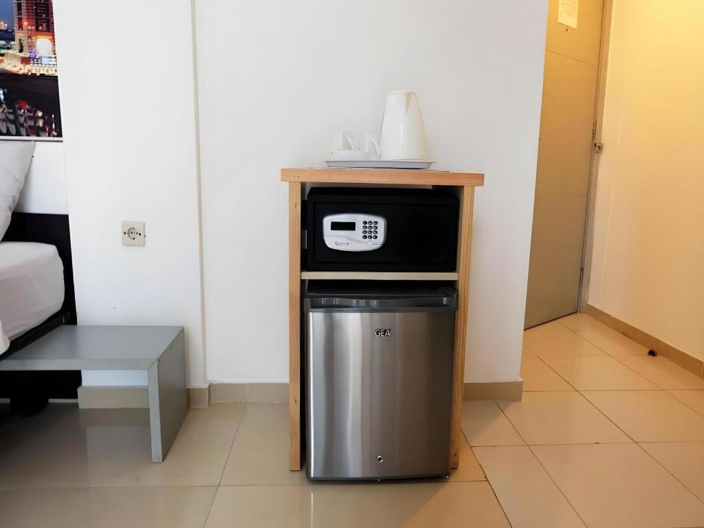 Smart Hotel Thamrin Джакарта Екстер'єр фото